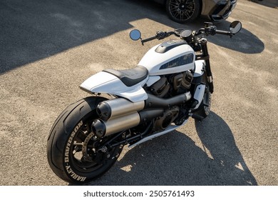 2505761493