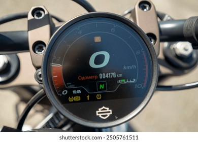 2505761511