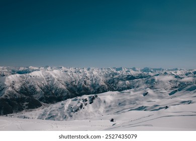 Montanhas cobertas de neve do topo de Cadrona