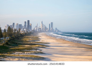 Zlaté pobřeží, QLD, západ slunce, východ slunce, pláž, oceán, obloha, barevný, horizont, pobřežní, přímořská krajina, vlny, voda, mraky, odrazy, zlatá hodinka, úsvit, soumrak, dramatický, klidný, klidný, teplé odstíny, živý