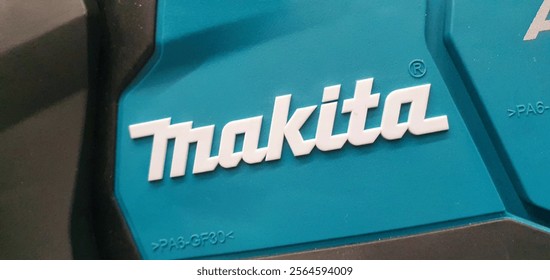 2564594009