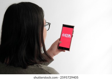 2595729405