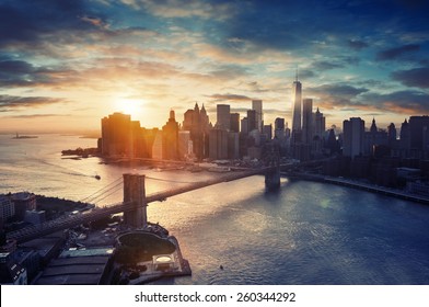 ニューヨーク市 - 日没後のマンハッタン、美しい街並み