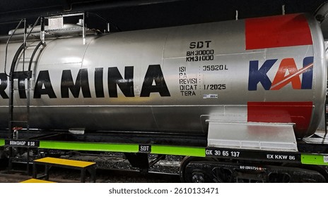 2610133471