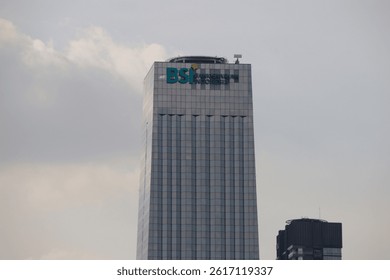 2617119337