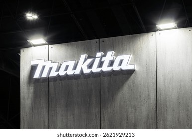 2621929213