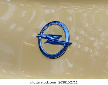 2638152711