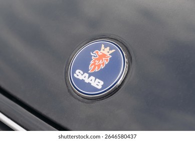 2646580437