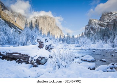 Valle de Yosemite Río Merced. Serena escena de invierno.
