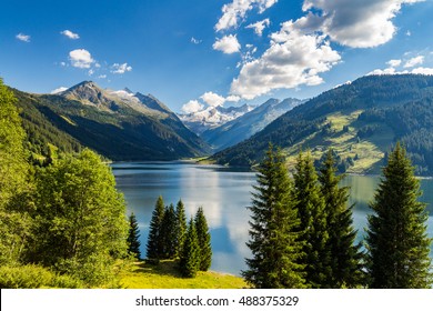 Durlassboden stuwmeer in de Zillertaler Alpen, Oostenrijk