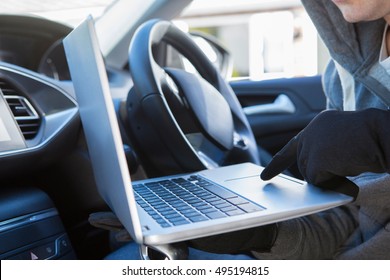 Dief gebruikt laptop om autobeveiligingssoftware te hacken
