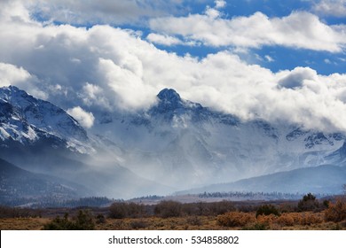 Paisaje de montaña en las Montañas Rocosas de Colorado, Colorado, Estados Unidos.