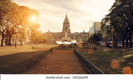 Buenos Aires, Nationaal Congres voortbouwend op een zonsondergang