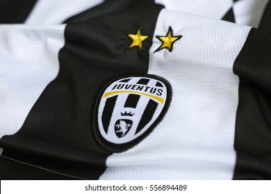 File:Juventus FC 2017 logo.png - Wikimedia Commons