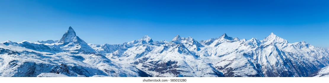 スイス山脈のパノラマ