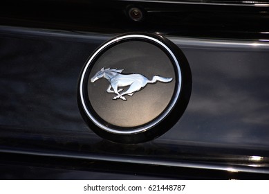 Maße Emblem 27x24mm Ford Pin Mustang Logo 35th Anniversary 