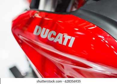 vecteur de logo de monstre ducati