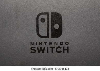 File:Nintendo Switch Logo.svg - Wikimedia Commons