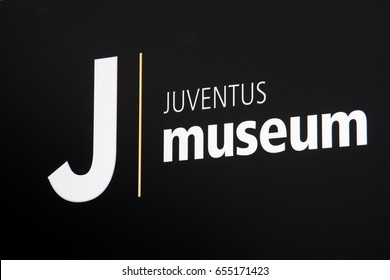 File:Juventus FC 2017 flag (black).svg - Wikimedia Commons