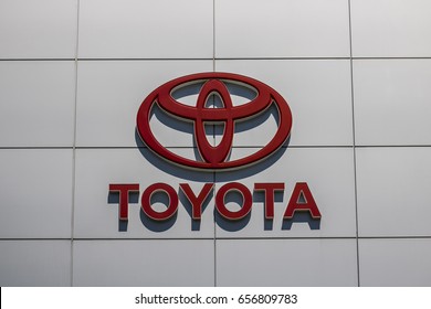 Toyota Logo Vector (.EPS) Free Download