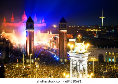 Pandangan umum tentang Placa Espana di Barcelona selama perayaan Tahun Baru