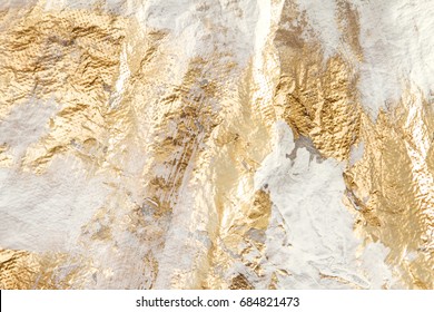 Modern wit en goud penseel geschilderd achtergrondstructuur, uniek artistiek werk