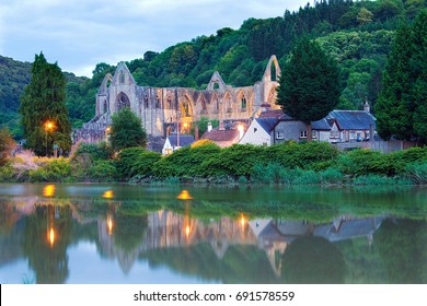 Tintern Abbey, Wye Valley, Monmouthshire, Gwent, Zuidoost-Wales, VK