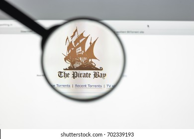 Pirate Bay Logo Stock Photo - Alamy