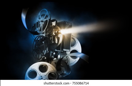 暗い背景に映写機とフィルムリールを備えた映画館の背景/高コントラスト画像