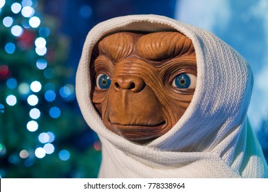 E.T. The Extra-Terrestrial Head transparent PNG - StickPNG