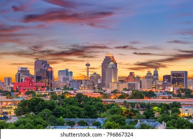 Đường chân trời trung tâm thành phố San Antonio, Texas, Hoa Kỳ.