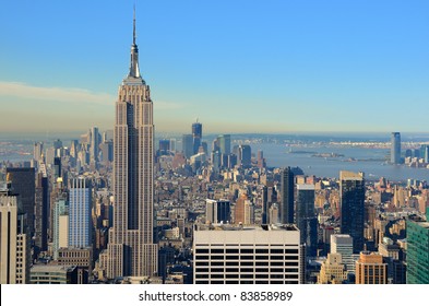 ニューヨーク市のランドマークの建物とミッドタウン マンハッタンのビュー。