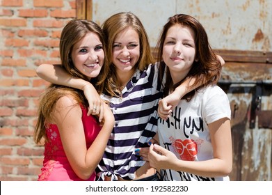 Young Girls Friend Young Girls Friend