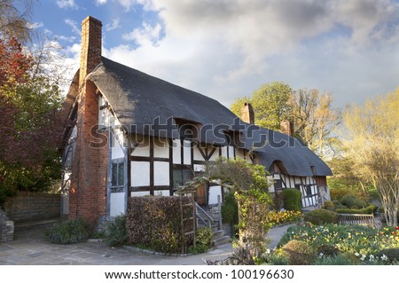 Anne Hathaway's Cottage Royalty-Free Stock Photo #100196630