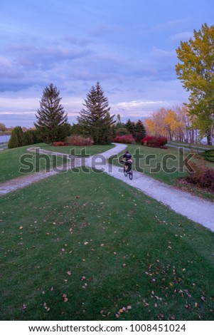 Biker in Parc René-Lévesque