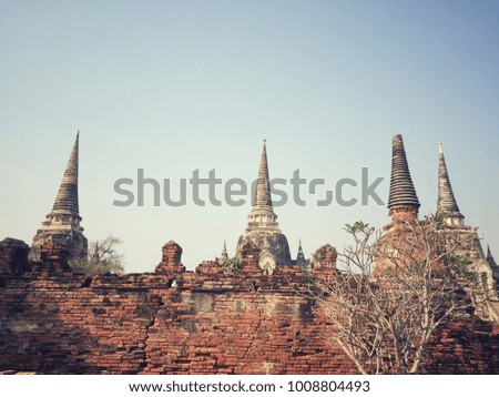 The temple in Ayutthaya is beautiful, ancient objects are the cultural heritage that the ancestors created. Only the debris left. There is one in the world.Close up.