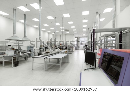 Factory for the manufacture of electronic printed circuit boards. Workshop surface mounting and pre-assembly. Electronic industry.