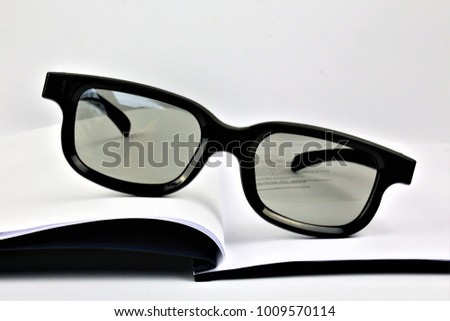 An concept Image of a paper with a glasses