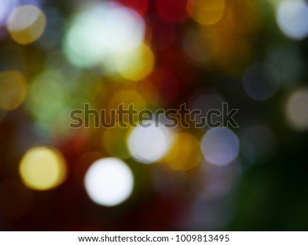 Bokeh: Taking background shots out of focus caused by backlit lenses, resulting in a green image or "defocus" White, Black, blue, yellow, red and green.  