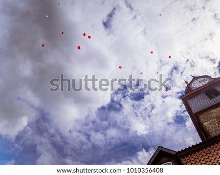 the balloons fly off