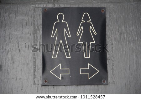 Toilet sign direction