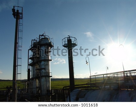 Oil refining factory