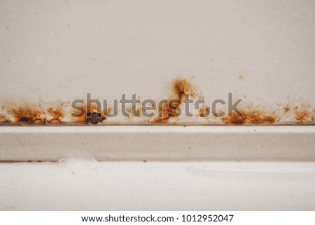Rust at door fence