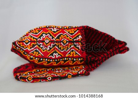 people of turkmenistan, hand knitted socks