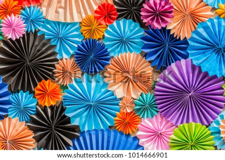 Colorful circle shape paper, Multicolor Origami, Colorful Paper Flowers Background