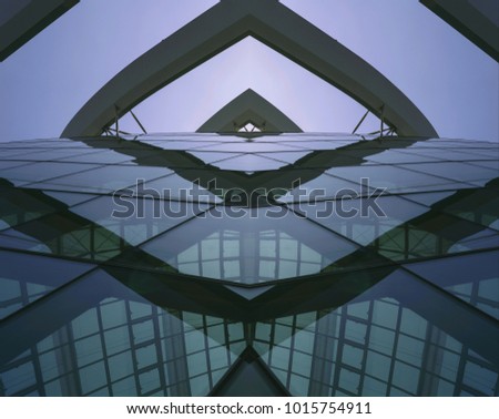 Building Glass Structure Roof