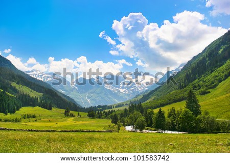 Beautiful landscape with Alps in Nationalpark Hohe Tauern, Salzburger Land, Austria