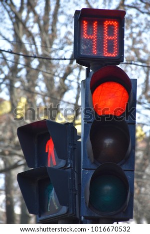 traffic lights that hang over the road 