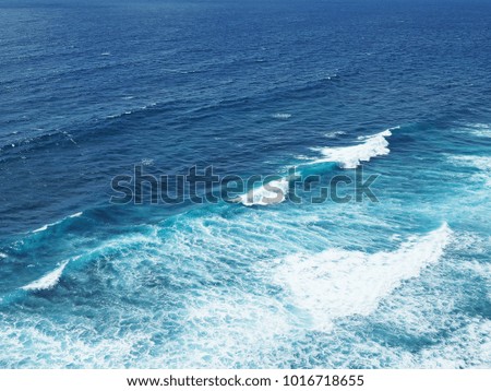 Blue ocean view with small wave in sunny day