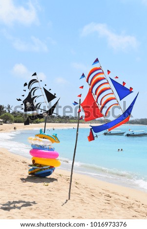 Kites on Nusa Beach - south of Bali